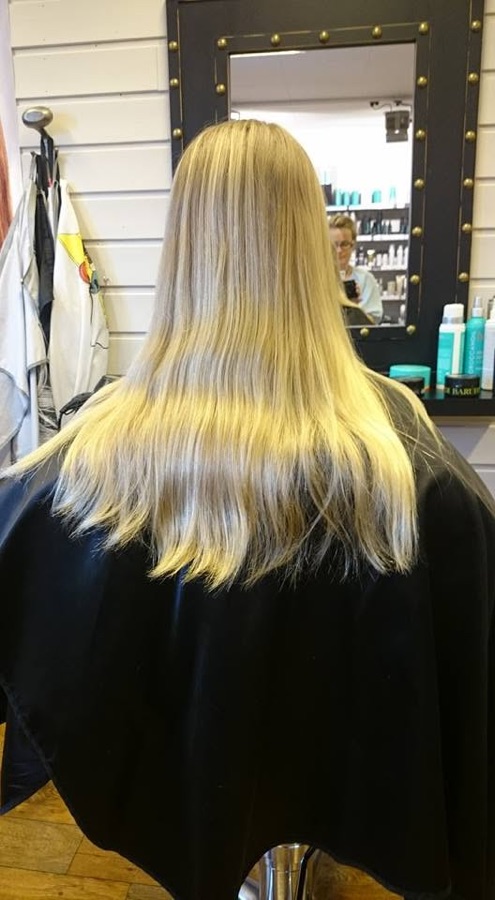 Klipp og styling hos Kirsten's salong